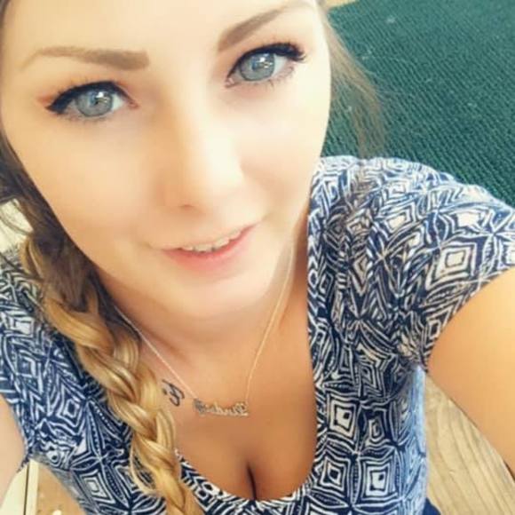 xoxlinseylouxox